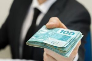 Converta uma dívida antiga em uma nova solução com o empréstimo do Banco Alfa