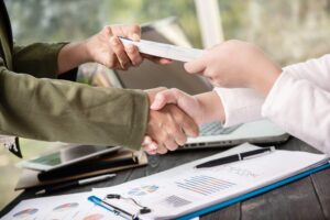 Descubra como obter a oportunidade de receber até R$ 15 mil em sua conta com o Empréstimo Neon